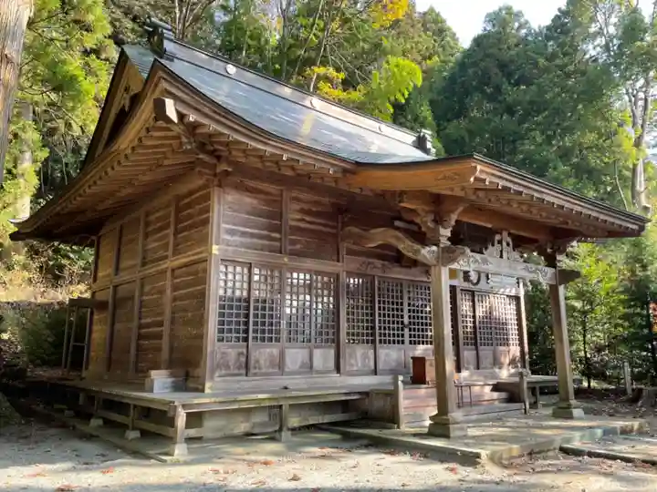 若宮八幡神社の本殿・本堂