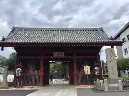 護国寺の山門