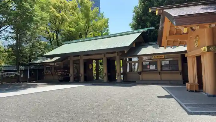 東郷神社の{uncategorized: "未分類", other: "その他", undefined: "問題あり", building: "その他建物", grave: "お墓", sacred_gate: "鳥居", guardian: "狛犬", statue: "像", buddha: "仏像", history: "歴史", nature: "自然", garden: "庭園", animal: "動物", pagoda: "塔", temizu: "手水舎", mountain_gate: "山門・神門", sanctuary: "本殿・本堂", subordinate: "末社・摂社", art: "芸術", scenery: "景色", jizo: "地蔵", ema: "絵馬", goshuin: "御朱印", omikuji: "おみくじ", items: "授与品その他", amulet: "お守り", goshuincho: "御朱印帳", eats: "食事", festival: "お祭り", votive_dance: "神楽", shichigosan: "七五三参", wedding: "結婚式", experience: "体験その他", initially: "初詣", around: "周辺", anti_infection: "感染症対策"}