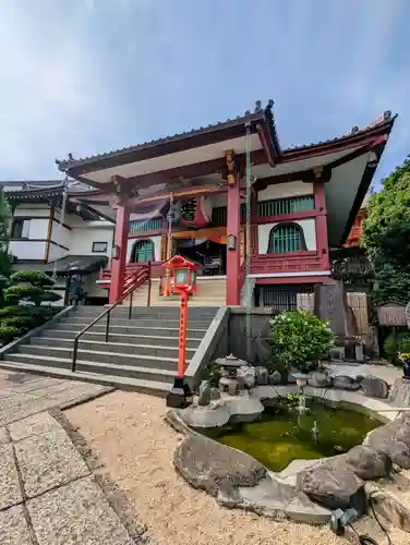 放生寺の本殿・本堂