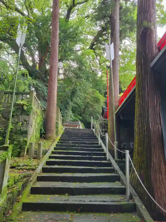 八幡朝見神社の自然