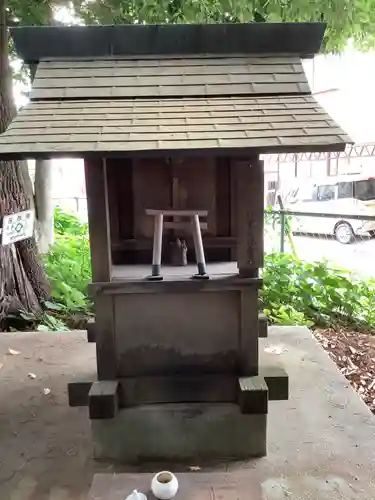 津島社（稲口町）の末社・摂社