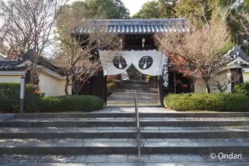 光明寺（粟生光明寺）の山門・神門