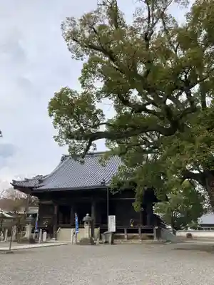 斑鳩寺の本殿・本堂