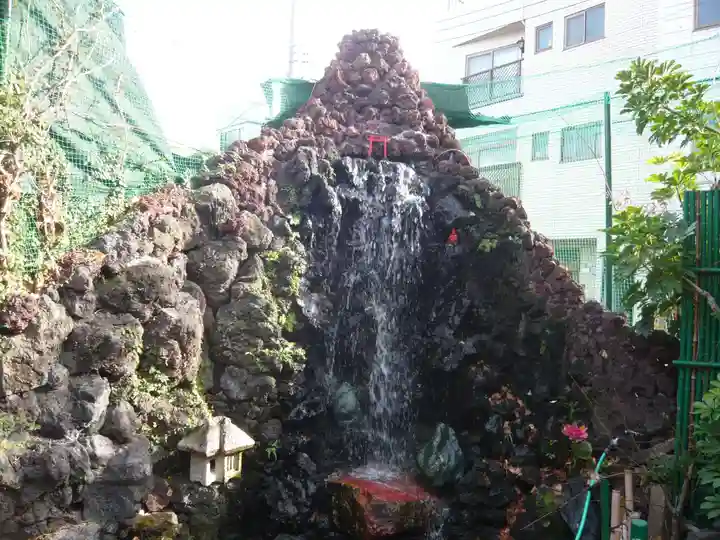 吉原弁財天本宮(吉原神社奥宮)(東京都)