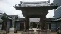 本興寺の山門・神門