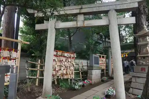 高円寺氷川神社の鳥居