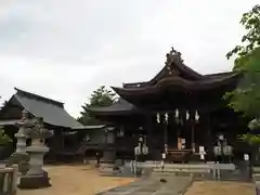 白鳥神社の本殿