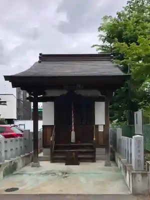 西新井不動堂の本殿・本堂