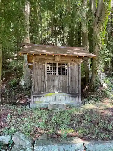 安智羅神社(松尾古城跡)の本殿