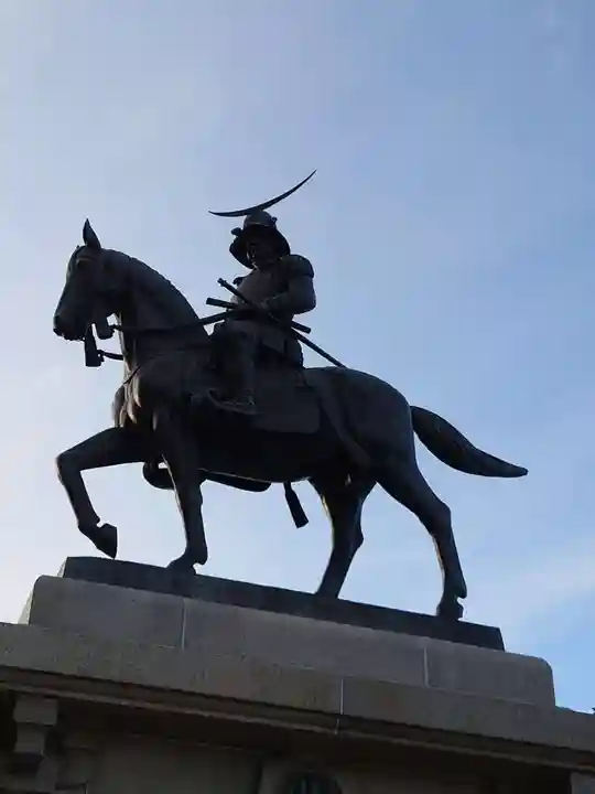 宮城縣護國神社の像