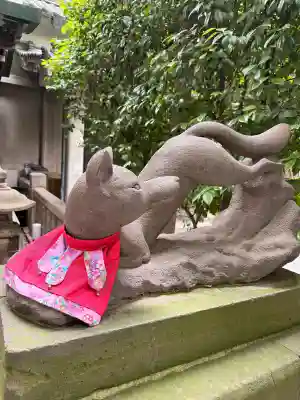 小野照崎神社の{uncategorized: "未分類", other: "その他", undefined: "問題あり", building: "その他建物", grave: "お墓", sacred_gate: "鳥居", guardian: "狛犬", statue: "像", buddha: "仏像", history: "歴史", nature: "自然", garden: "庭園", animal: "動物", pagoda: "塔", temizu: "手水舎", mountain_gate: "山門・神門", sanctuary: "本殿・本堂", subordinate: "末社・摂社", art: "芸術", scenery: "景色", jizo: "地蔵", ema: "絵馬", goshuin: "御朱印", omikuji: "おみくじ", items: "授与品その他", amulet: "お守り", goshuincho: "御朱印帳", eats: "食事", festival: "お祭り", votive_dance: "神楽", shichigosan: "七五三参", wedding: "結婚式", experience: "体験その他", initially: "初詣", around: "周辺", anti_infection: "感染症対策"}