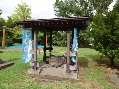 上手稲神社の手水舎