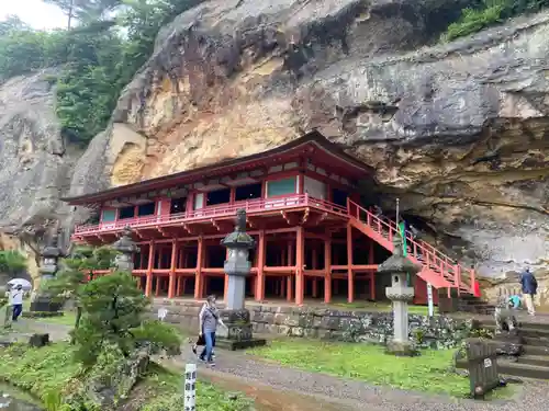 達谷西光寺の建物その他