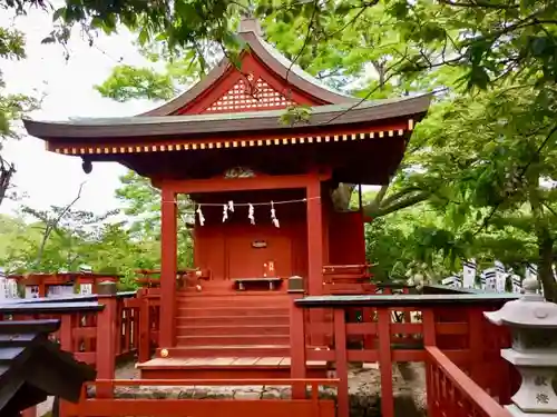 鶴岡八幡宮の末社