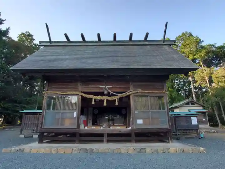 須倍神社の本殿・本堂