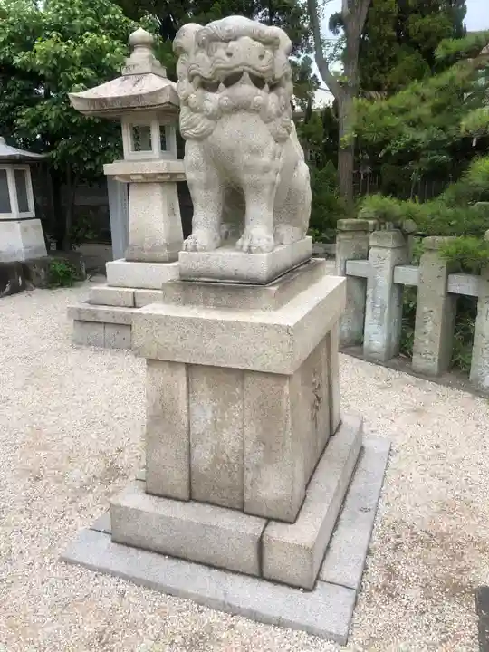 荒井神社の狛犬