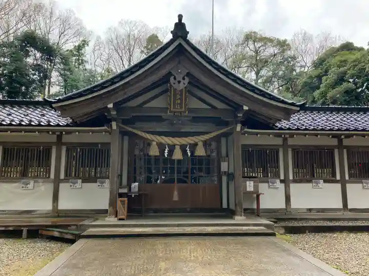 気多神社の{uncategorized: "未分類", other: "その他", undefined: "問題あり", building: "その他建物", grave: "お墓", sacred_gate: "鳥居", guardian: "狛犬", statue: "像", buddha: "仏像", history: "歴史", nature: "自然", garden: "庭園", animal: "動物", pagoda: "塔", temizu: "手水舎", mountain_gate: "山門・神門", sanctuary: "本殿・本堂", subordinate: "末社・摂社", art: "芸術", scenery: "景色", jizo: "地蔵", ema: "絵馬", goshuin: "御朱印", omikuji: "おみくじ", items: "授与品その他", amulet: "お守り", goshuincho: "御朱印帳", eats: "食事", festival: "お祭り", votive_dance: "神楽", shichigosan: "七五三参", wedding: "結婚式", experience: "体験その他", initially: "初詣", around: "周辺", anti_infection: "感染症対策"}