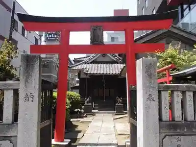 感應稲荷神社の鳥居