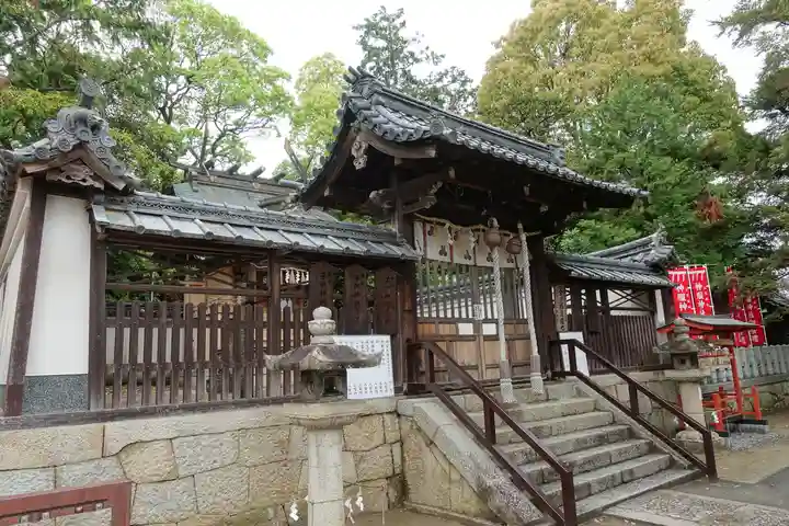 神服神社の本殿・本堂