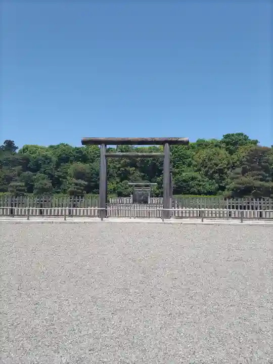 神武天皇陵(畝傍山東北陵)(奈良県)
