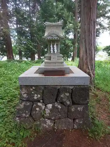 冨士御室浅間神社の末社・摂社