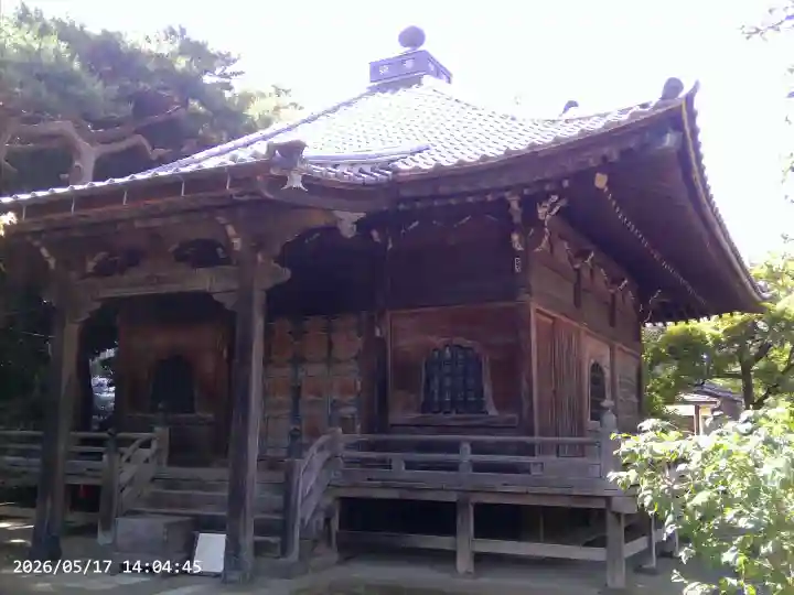 護国寺の{uncategorized: "未分類", other: "その他", undefined: "問題あり", building: "その他建物", grave: "お墓", sacred_gate: "鳥居", guardian: "狛犬", statue: "像", buddha: "仏像", history: "歴史", nature: "自然", garden: "庭園", animal: "動物", pagoda: "塔", temizu: "手水舎", mountain_gate: "山門・神門", sanctuary: "本殿・本堂", subordinate: "末社・摂社", art: "芸術", scenery: "景色", jizo: "地蔵", ema: "絵馬", goshuin: "御朱印", omikuji: "おみくじ", items: "授与品その他", amulet: "お守り", goshuincho: "御朱印帳", eats: "食事", festival: "お祭り", votive_dance: "神楽", shichigosan: "七五三参", wedding: "結婚式", experience: "体験その他", initially: "初詣", around: "周辺", anti_infection: "感染症対策"}