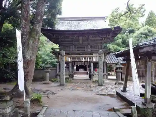 櫻井神社の山門