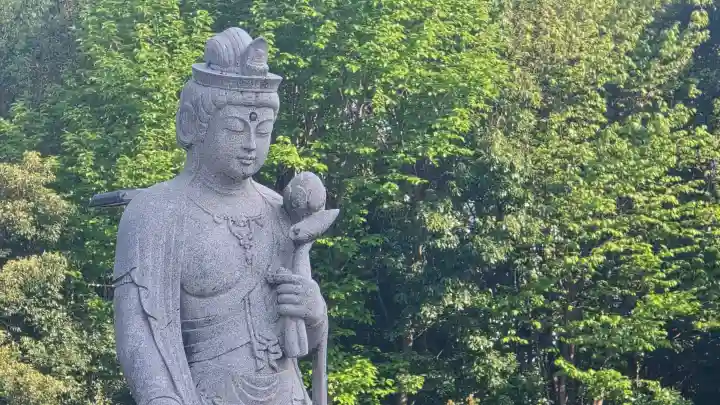 高野山東京別院の{uncategorized: "未分類", other: "その他", undefined: "問題あり", building: "その他建物", grave: "お墓", sacred_gate: "鳥居", guardian: "狛犬", statue: "像", buddha: "仏像", history: "歴史", nature: "自然", garden: "庭園", animal: "動物", pagoda: "塔", temizu: "手水舎", mountain_gate: "山門・神門", sanctuary: "本殿・本堂", subordinate: "末社・摂社", art: "芸術", scenery: "景色", jizo: "地蔵", ema: "絵馬", goshuin: "御朱印", omikuji: "おみくじ", items: "授与品その他", amulet: "お守り", goshuincho: "御朱印帳", eats: "食事", festival: "お祭り", votive_dance: "神楽", shichigosan: "七五三参", wedding: "結婚式", experience: "体験その他", initially: "初詣", around: "周辺", anti_infection: "感染症対策"}