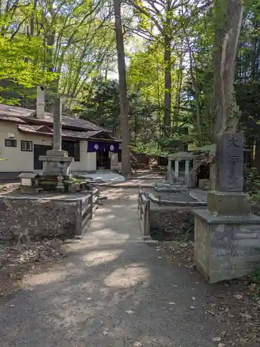 円山稲荷神社(北海道)