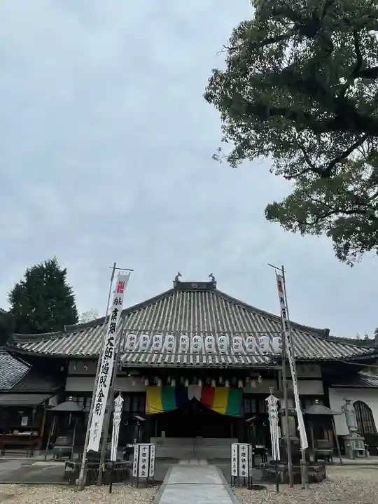 八事山 興正寺の本殿・本堂