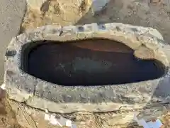 貢八幡神社の手水