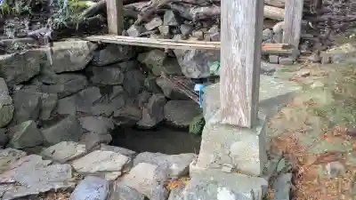 伊香具坂神社の{uncategorized: "未分類", other: "その他", undefined: "問題あり", building: "その他建物", grave: "お墓", sacred_gate: "鳥居", guardian: "狛犬", statue: "像", buddha: "仏像", history: "歴史", nature: "自然", garden: "庭園", animal: "動物", pagoda: "塔", temizu: "手水舎", mountain_gate: "山門・神門", sanctuary: "本殿・本堂", subordinate: "末社・摂社", art: "芸術", scenery: "景色", jizo: "地蔵", ema: "絵馬", goshuin: "御朱印", omikuji: "おみくじ", items: "授与品その他", amulet: "お守り", goshuincho: "御朱印帳", eats: "食事", festival: "お祭り", votive_dance: "神楽", shichigosan: "七五三参", wedding: "結婚式", experience: "体験その他", initially: "初詣", around: "周辺", anti_infection: "感染症対策"}