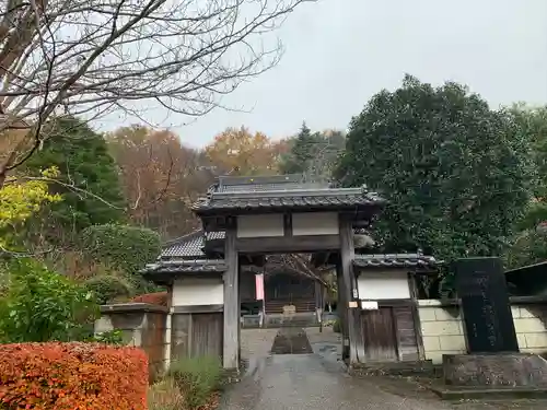 瑞光寺の山門