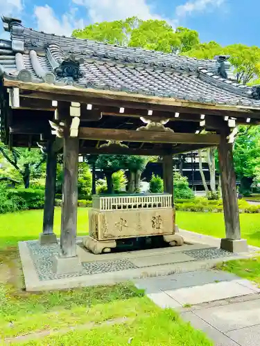 総持寺の{uncategorized: "未分類", other: "その他", undefined: "問題あり", building: "その他建物", grave: "お墓", sacred_gate: "鳥居", guardian: "狛犬", statue: "像", buddha: "仏像", history: "歴史", nature: "自然", garden: "庭園", animal: "動物", pagoda: "塔", temizu: "手水舎", mountain_gate: "山門・神門", sanctuary: "本殿・本堂", subordinate: "末社・摂社", art: "芸術", scenery: "景色", jizo: "地蔵", ema: "絵馬", goshuin: "御朱印", omikuji: "おみくじ", items: "授与品その他", amulet: "お守り", goshuincho: "御朱印帳", eats: "食事", festival: "お祭り", votive_dance: "神楽", shichigosan: "七五三参", wedding: "結婚式", experience: "体験その他", initially: "初詣", around: "周辺", anti_infection: "感染症対策"}