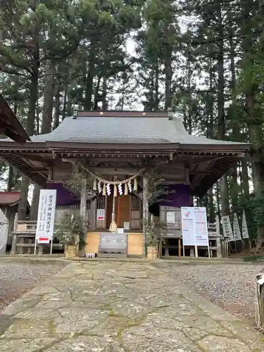 坪沼八幡神社の本殿・本堂