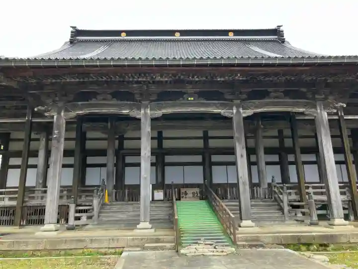 光徳寺の{uncategorized: "未分類", other: "その他", undefined: "問題あり", building: "その他建物", grave: "お墓", sacred_gate: "鳥居", guardian: "狛犬", statue: "像", buddha: "仏像", history: "歴史", nature: "自然", garden: "庭園", animal: "動物", pagoda: "塔", temizu: "手水舎", mountain_gate: "山門・神門", sanctuary: "本殿・本堂", subordinate: "末社・摂社", art: "芸術", scenery: "景色", jizo: "地蔵", ema: "絵馬", goshuin: "御朱印", omikuji: "おみくじ", items: "授与品その他", amulet: "お守り", goshuincho: "御朱印帳", eats: "食事", festival: "お祭り", votive_dance: "神楽", shichigosan: "七五三参", wedding: "結婚式", experience: "体験その他", initially: "初詣", around: "周辺", anti_infection: "感染症対策"}