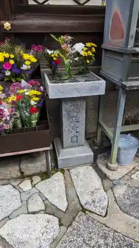 興正寺別院（本山興正寺霊山本廟）の建物その他