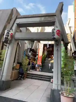 烏森神社の鳥居