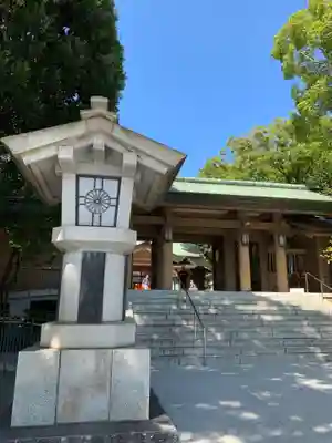 東郷神社の山門・神門