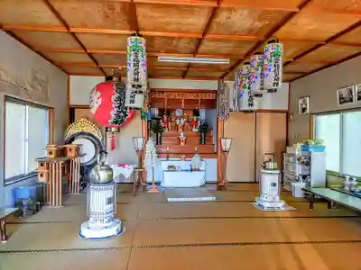 白雪稲荷の本殿・本堂