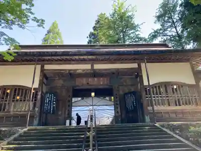 永平寺の山門・神門