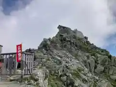 雄山神社峰本社の本殿