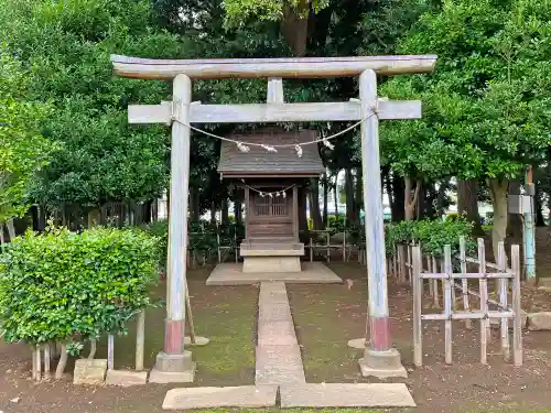 峯ヶ岡八幡神社の末社