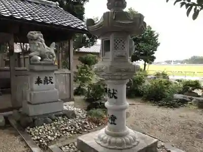 畠田神社の建物その他