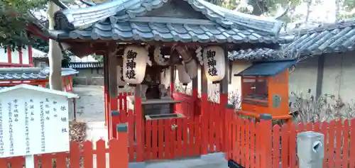 片埜神社の末社・摂社