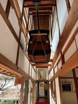 宝泉院の{uncategorized: "未分類", other: "その他", undefined: "問題あり", building: "その他建物", grave: "お墓", sacred_gate: "鳥居", guardian: "狛犬", statue: "像", buddha: "仏像", history: "歴史", nature: "自然", garden: "庭園", animal: "動物", pagoda: "塔", temizu: "手水舎", mountain_gate: "山門・神門", sanctuary: "本殿・本堂", subordinate: "末社・摂社", art: "芸術", scenery: "景色", jizo: "地蔵", ema: "絵馬", goshuin: "御朱印", omikuji: "おみくじ", items: "授与品その他", amulet: "お守り", goshuincho: "御朱印帳", eats: "食事", festival: "お祭り", votive_dance: "神楽", shichigosan: "七五三参", wedding: "結婚式", experience: "体験その他", initially: "初詣", around: "周辺", anti_infection: "感染症対策"}