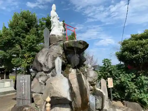 御嶽山 白龍神社の像