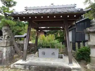 諸鍬神社の手水舎