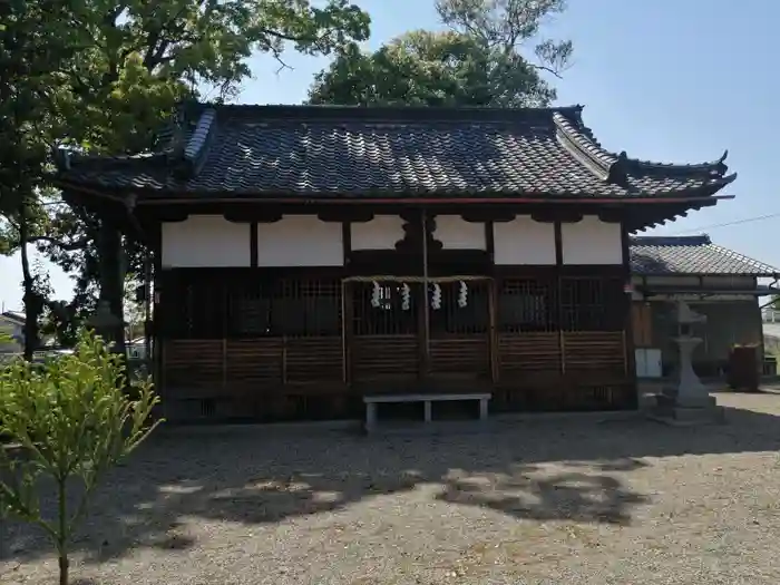 春日神社の本殿